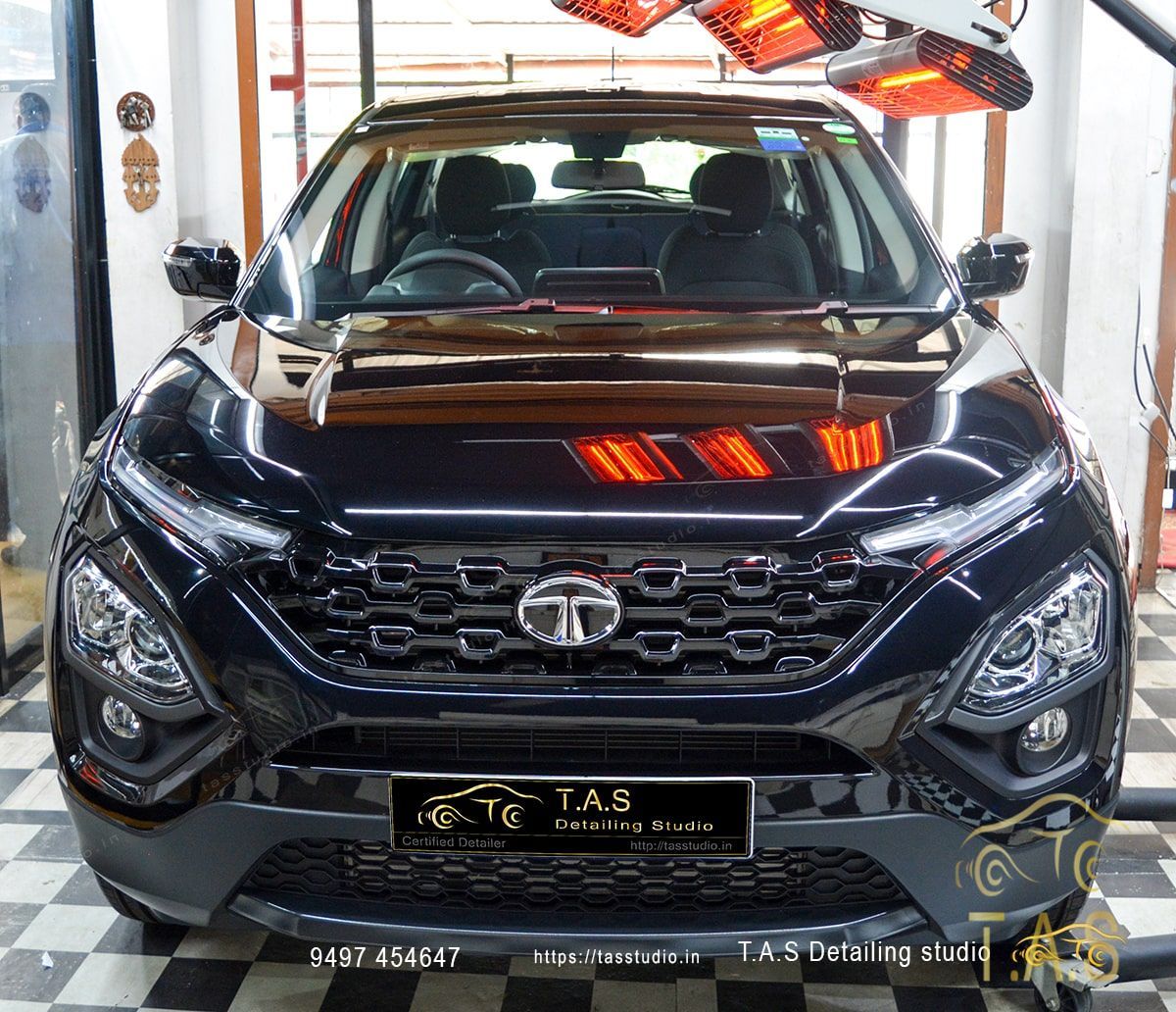 TATA Harrier Dark Ceramic Coating - Photo 2 car detailing result