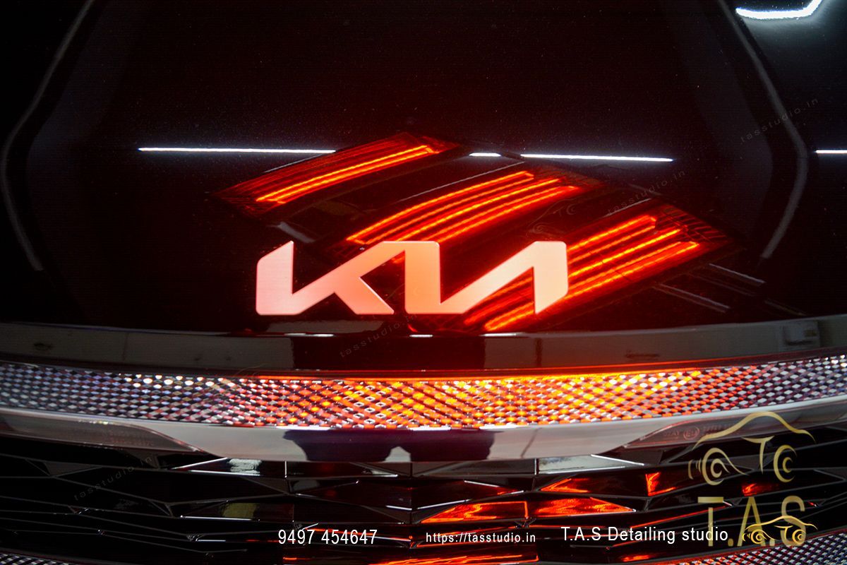 Kia Seltos Ceramic 10H Coating - KIA Seltos Ceramic Coating car detailing in Trivandrum