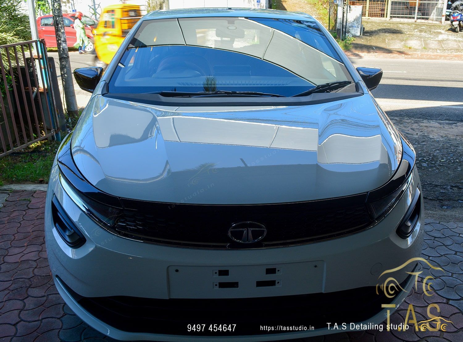 TATA Tiago Ceramic Coating - Photo 5 car detailing result