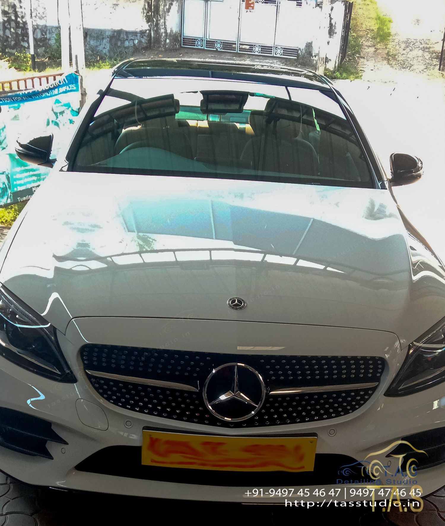 Mercedes-Benz - Gtechniq Crystal Serum 10H - Photo 4 car detailing result