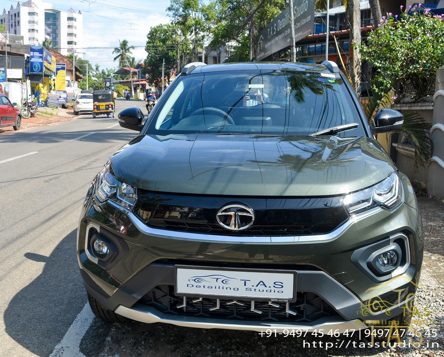 TATA NEXON Protected Crystal serum - Photo 3 car detailing result